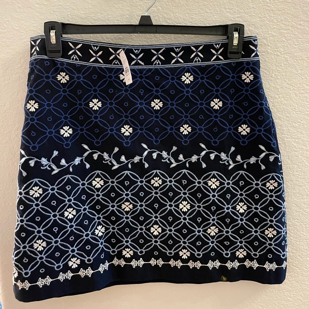 NWT Loft Embroidered Skirt